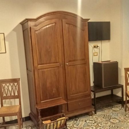 Tribunale Room Basement باليرمو المظهر الخارجي الصورة