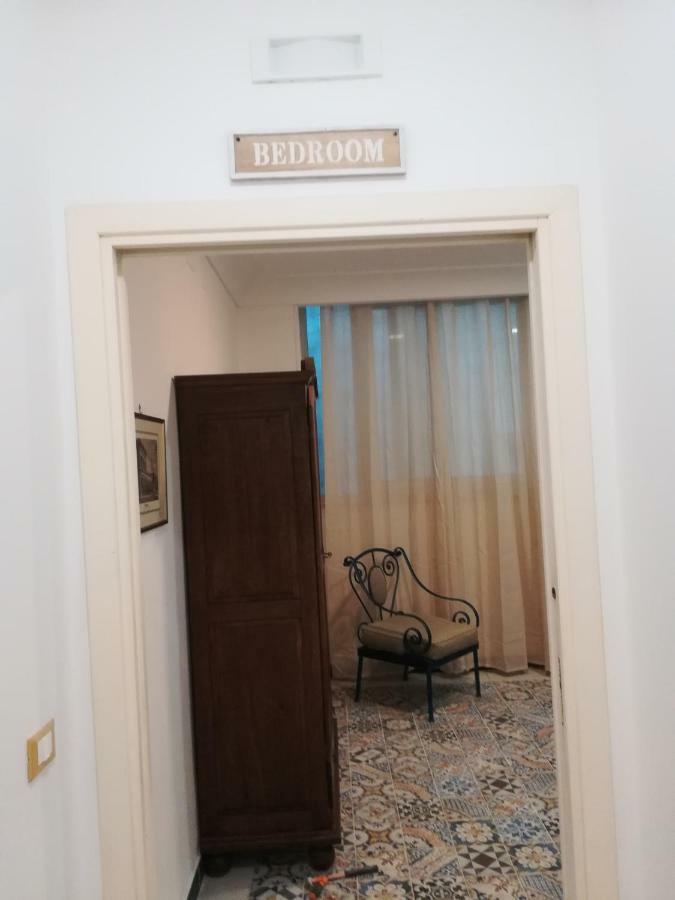 Tribunale Room Basement باليرمو المظهر الخارجي الصورة